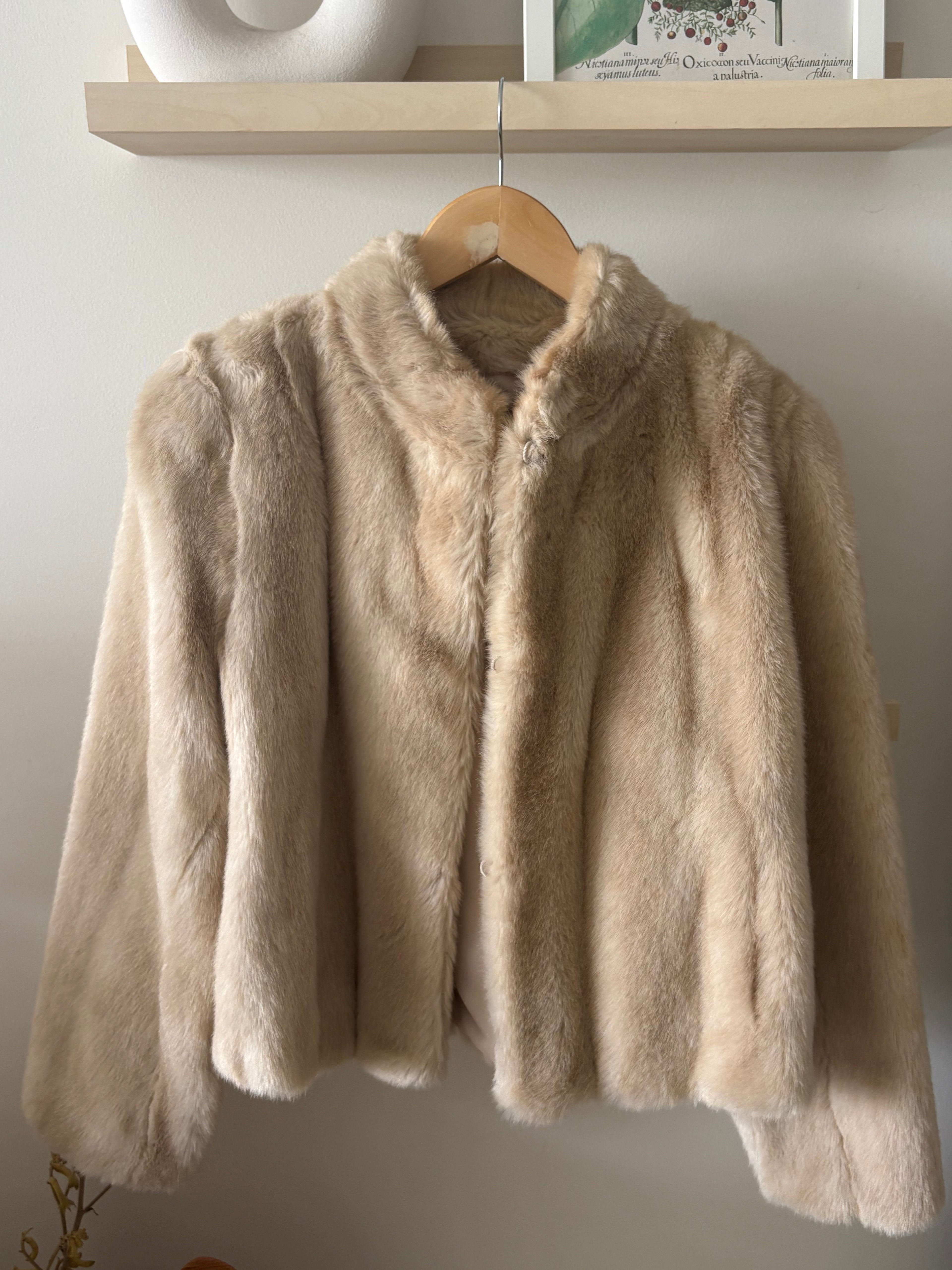 Vintage Cream Faux Fur Coat — Anne of Melbourne